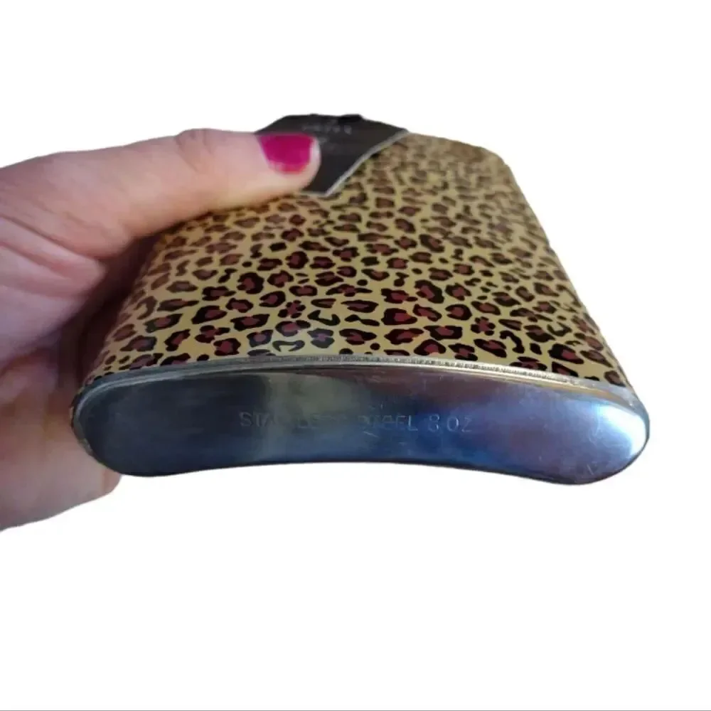 Gold Leopard Print 8oz‎ Stainless Steel Pocket Drinking Flask NWT